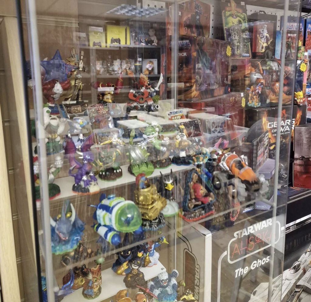 Collectibles and trading cards at TT Retro UK